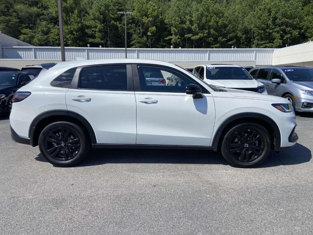 new 2026 Honda HR-V car, priced at $28,513