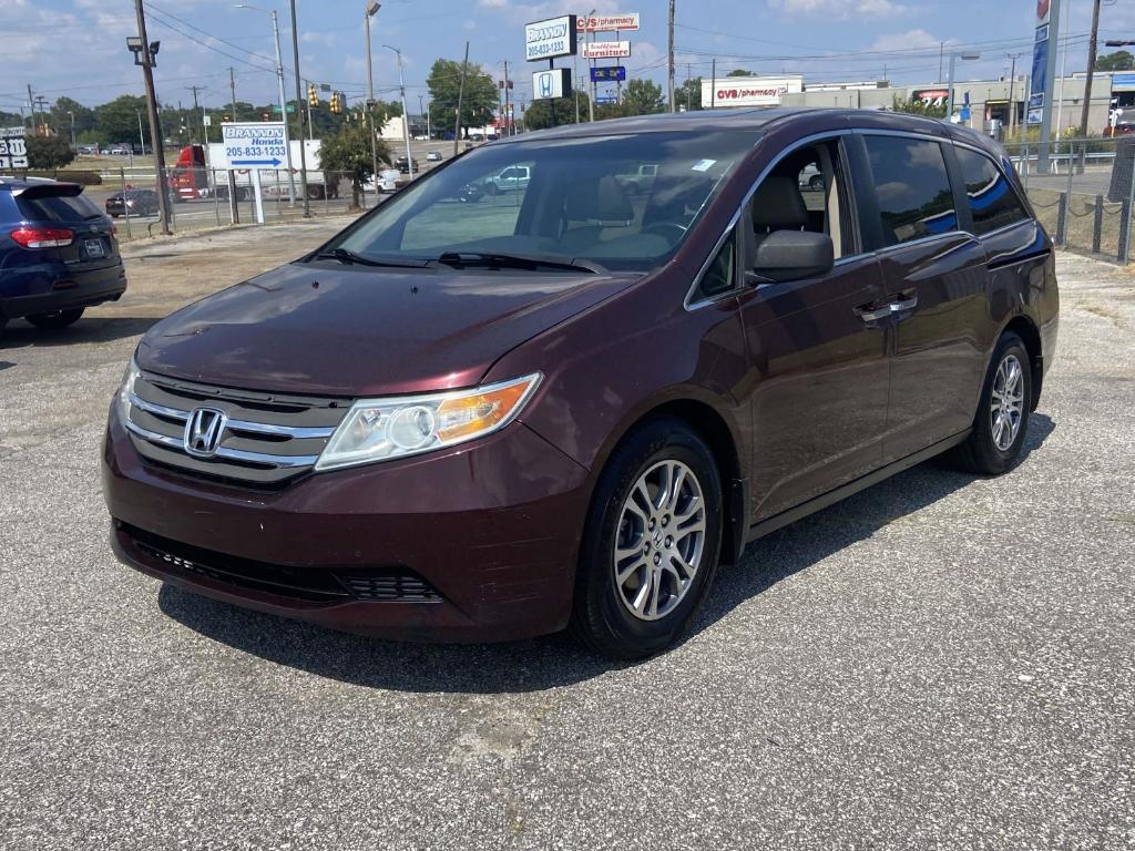 used 2013 Honda Odyssey car, priced at $6,000
