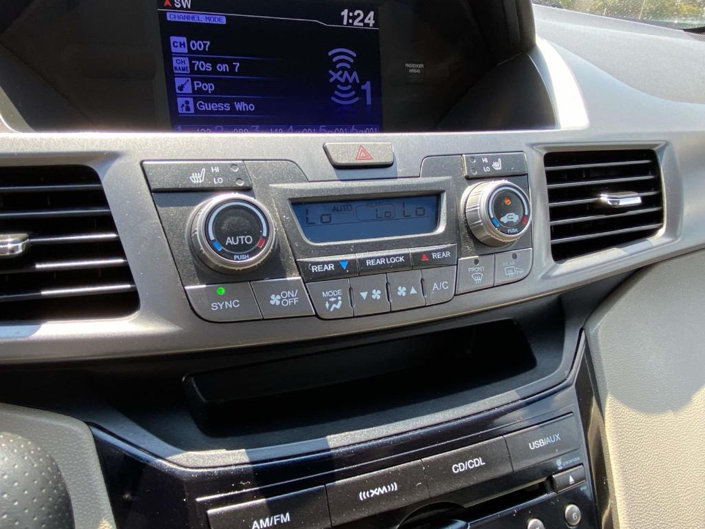 used 2013 Honda Odyssey car, priced at $6,000