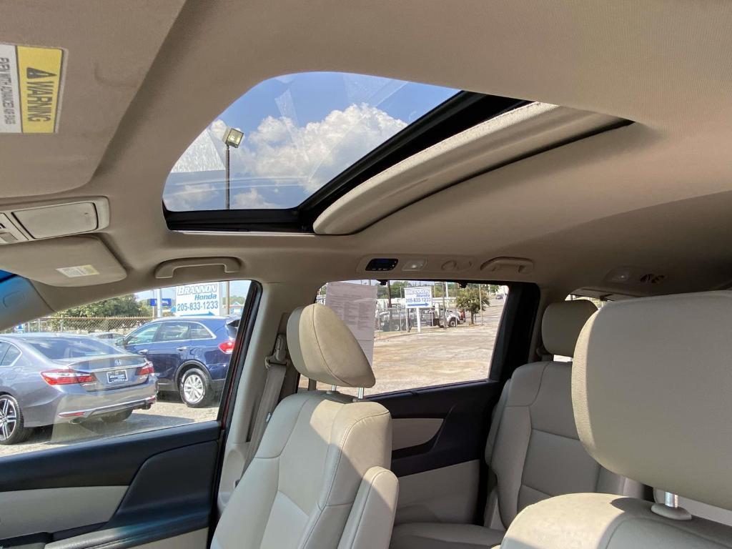used 2013 Honda Odyssey car, priced at $6,000
