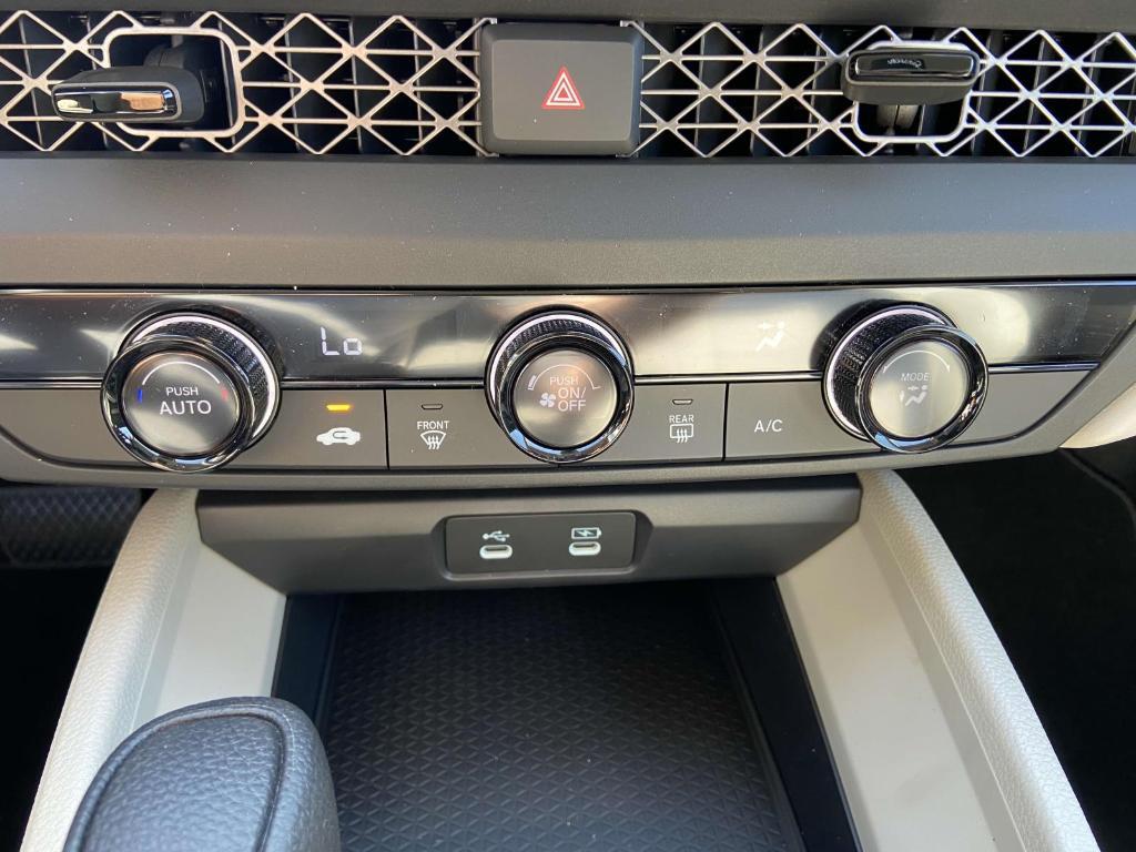 new 2025 Honda Accord car