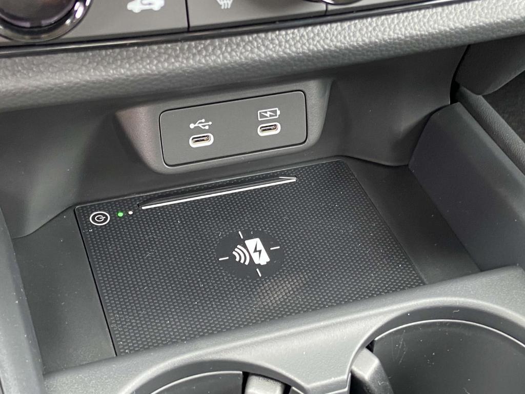 new 2026 Honda HR-V car, priced at $27,932