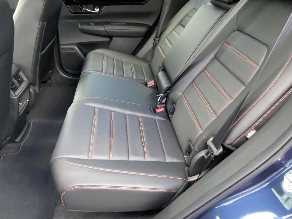 new 2025 Honda CR-V Hybrid car