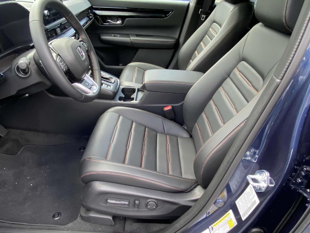 new 2025 Honda CR-V Hybrid car