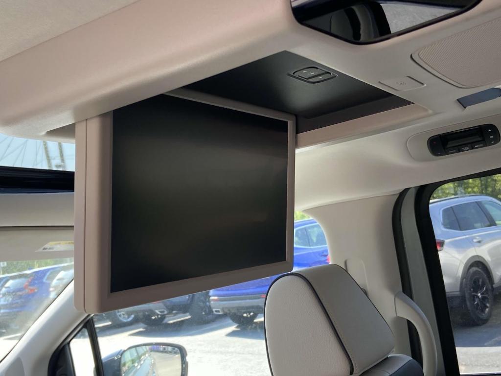 new 2025 Honda Odyssey car