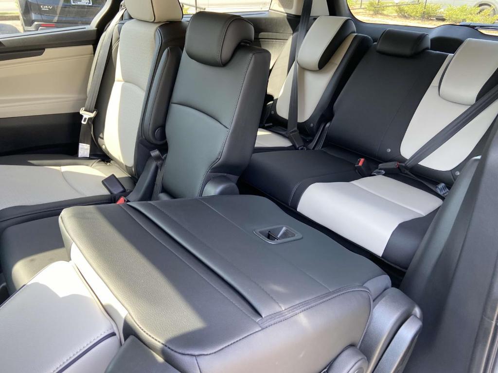new 2025 Honda Odyssey car
