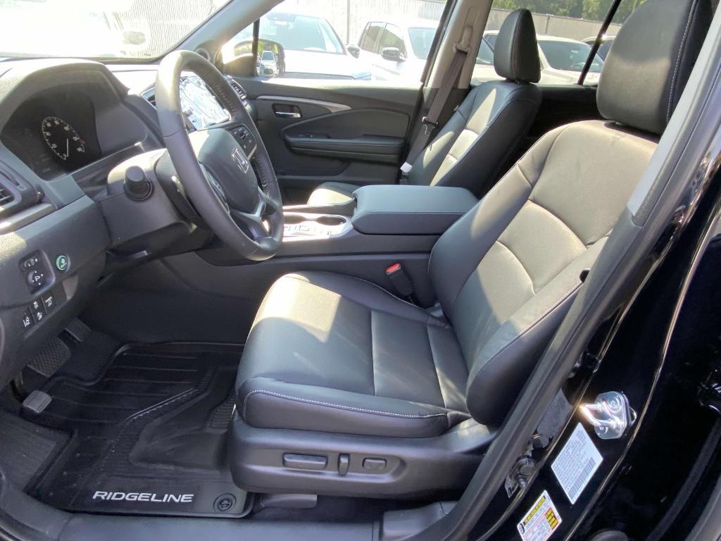new 2025 Honda Ridgeline car