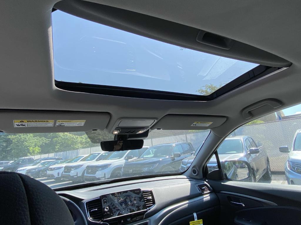 new 2025 Honda Ridgeline car