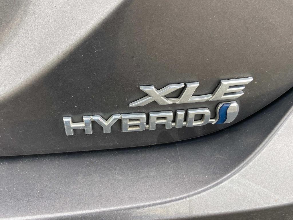 used 2018 Toyota Camry Hybrid car, priced at $18,000