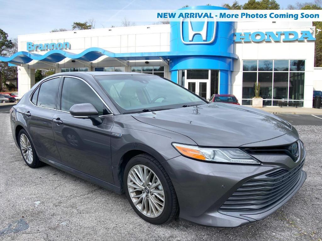 used 2018 Toyota Camry Hybrid car, priced at $18,000