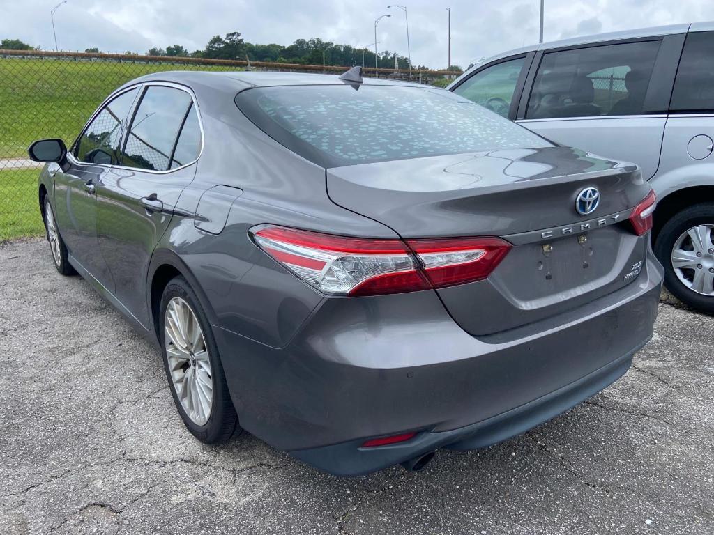 used 2018 Toyota Camry Hybrid car, priced at $18,000