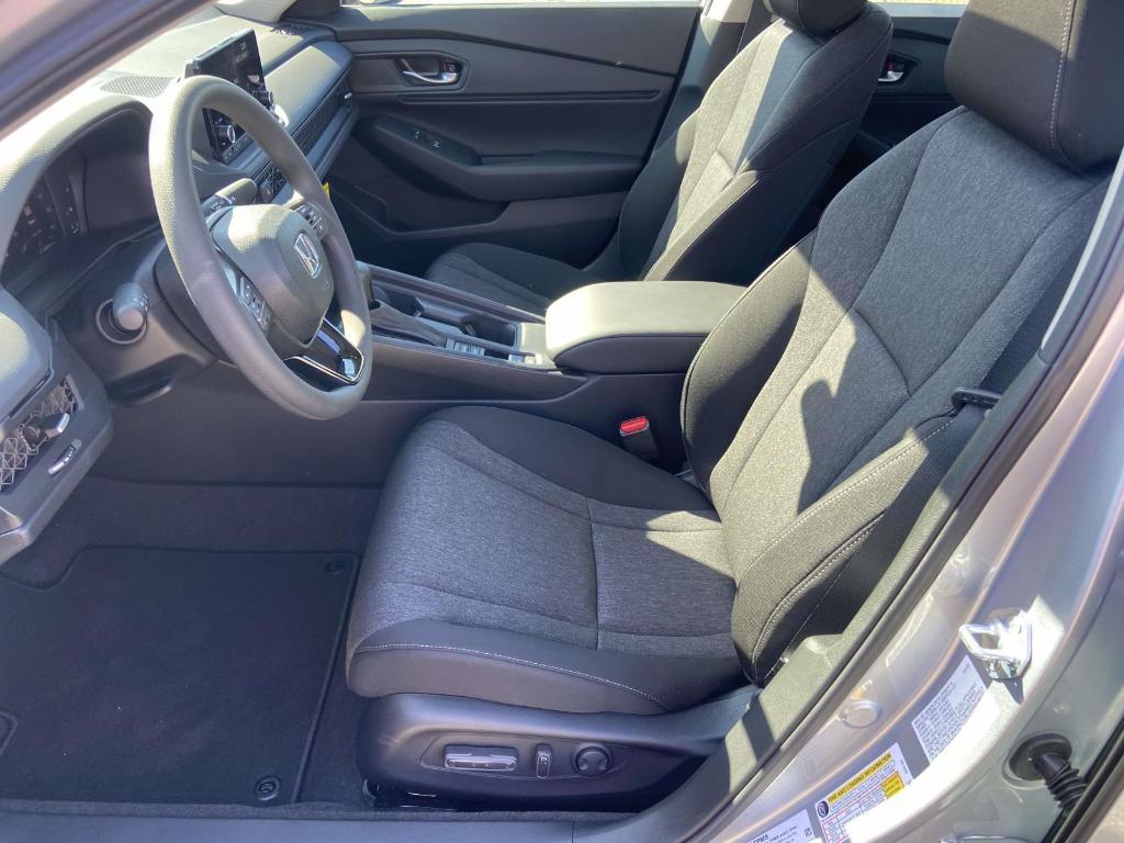 new 2025 Honda Accord car, priced at $30,319