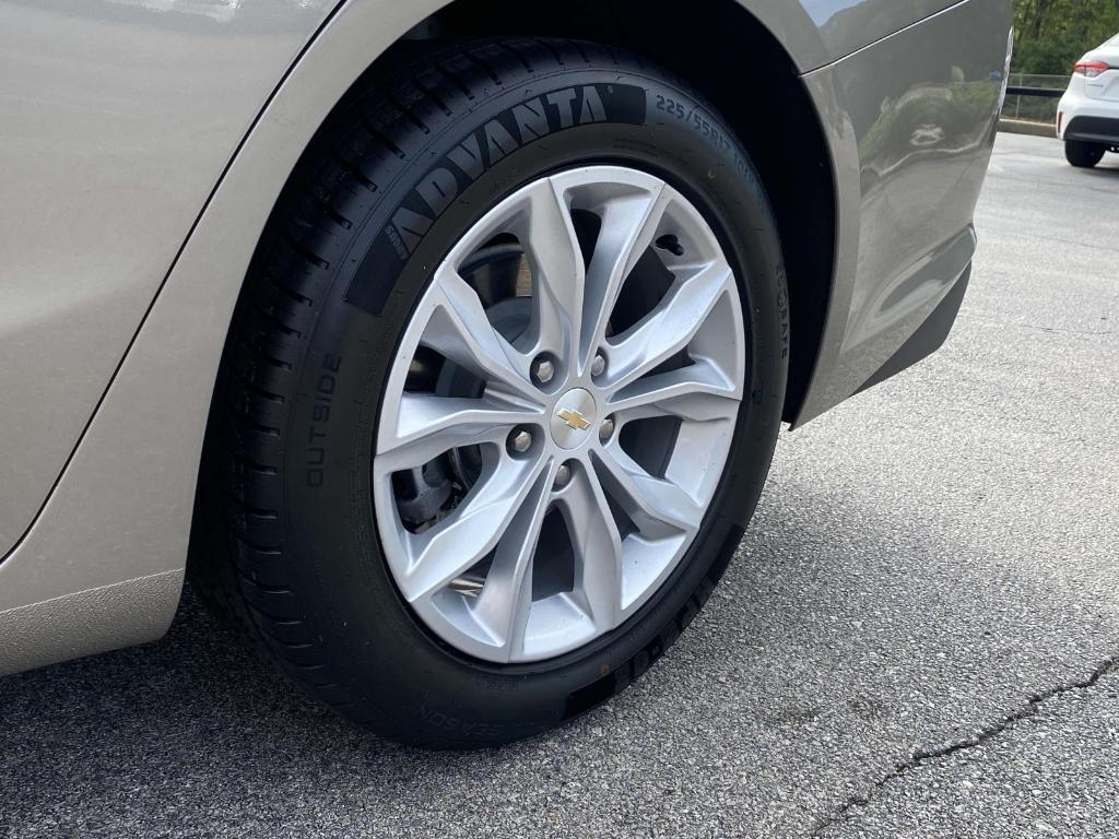 used 2024 Chevrolet Malibu car, priced at $19,888
