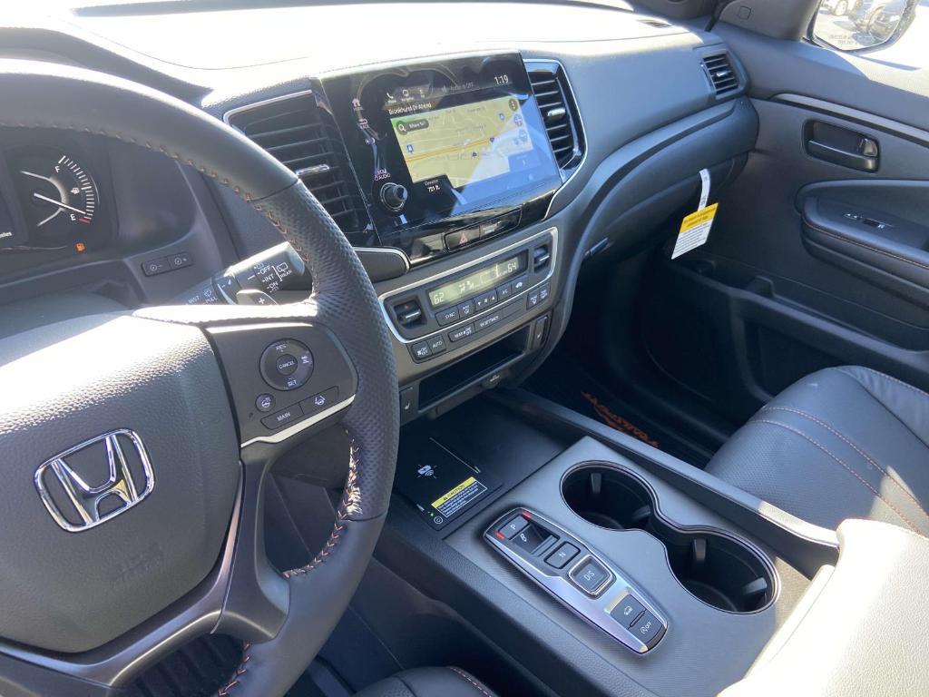 new 2025 Honda Passport car, priced at $47,290