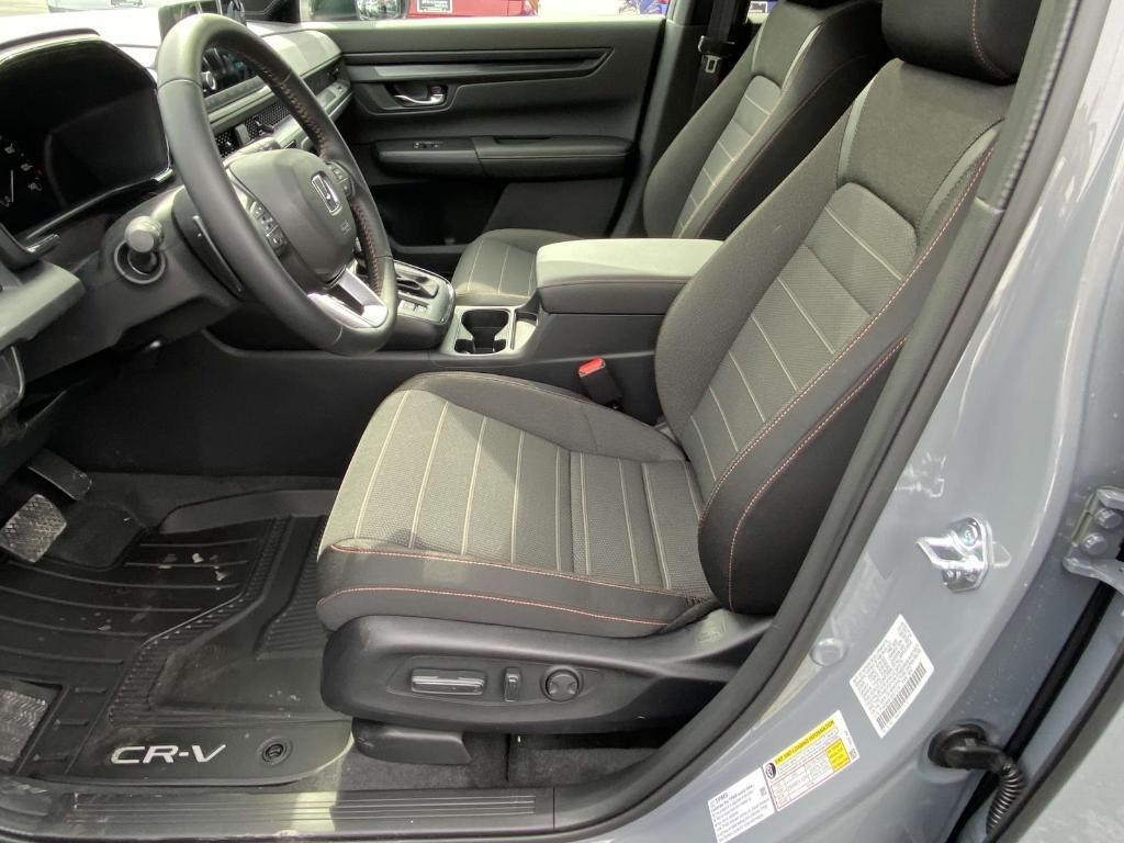 new 2025 Honda CR-V Hybrid car