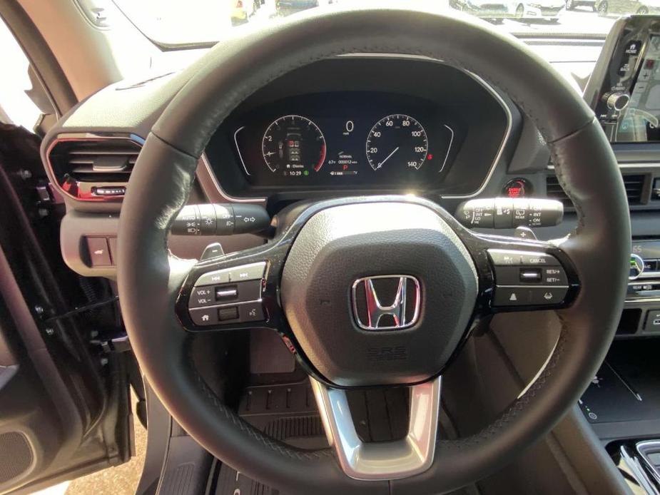 new 2025 Honda Pilot car, priced at $51,425