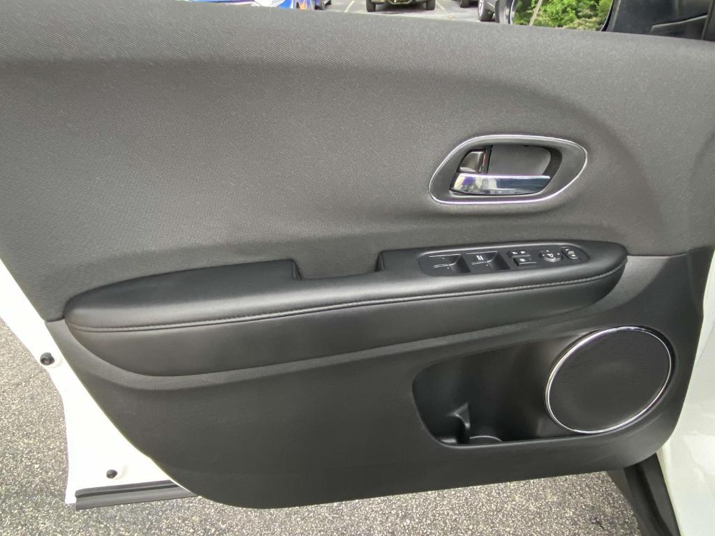 used 2022 Honda HR-V car, priced at $22,555