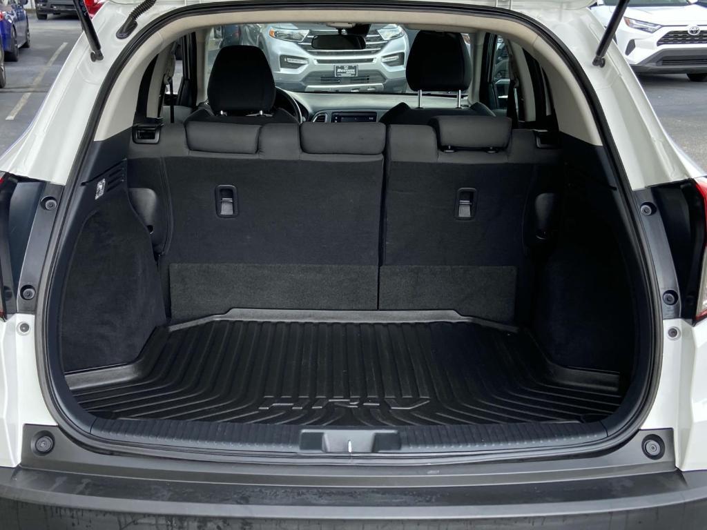 used 2022 Honda HR-V car, priced at $22,555