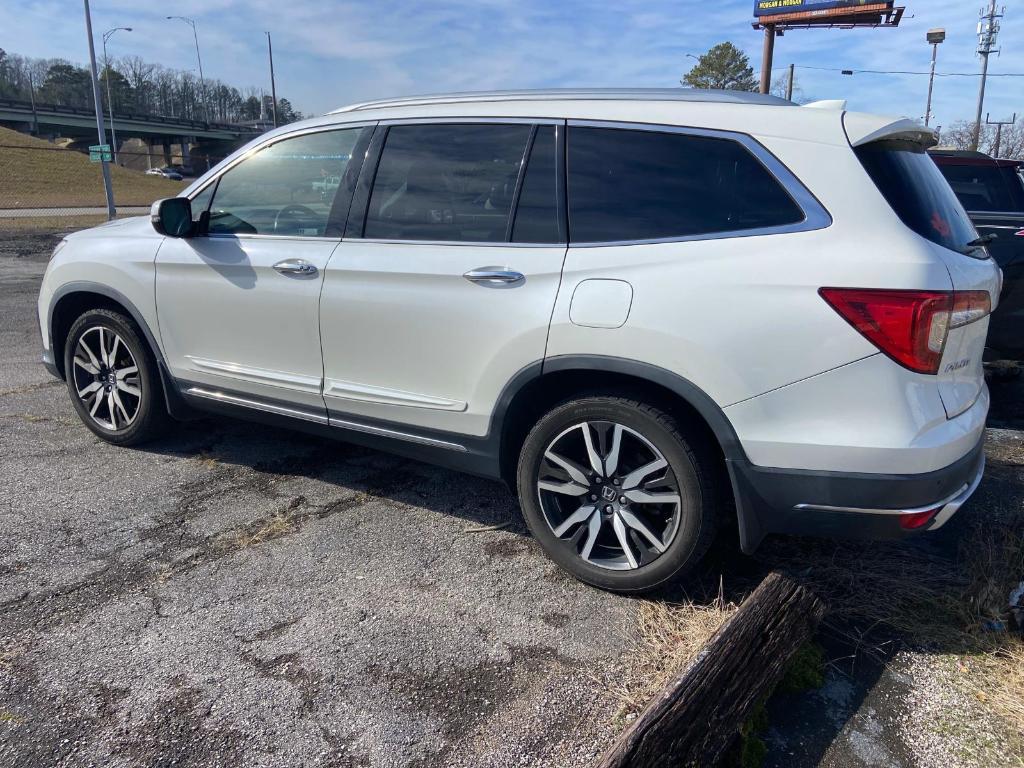 used 2019 Honda Pilot car, priced at $23,888