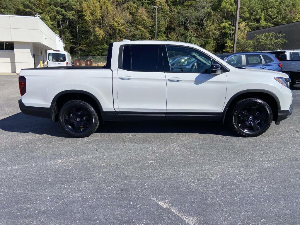 used 2025 Honda Ridgeline car, priced at $41,000