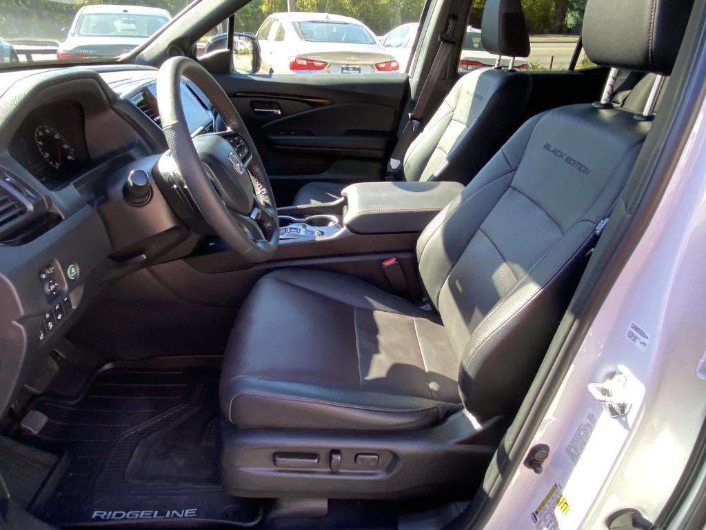 used 2025 Honda Ridgeline car, priced at $41,000