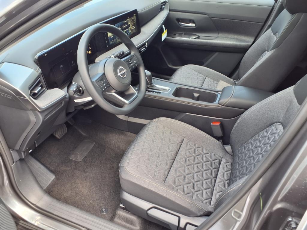 new 2025 Nissan Kicks car, priced at $26,067