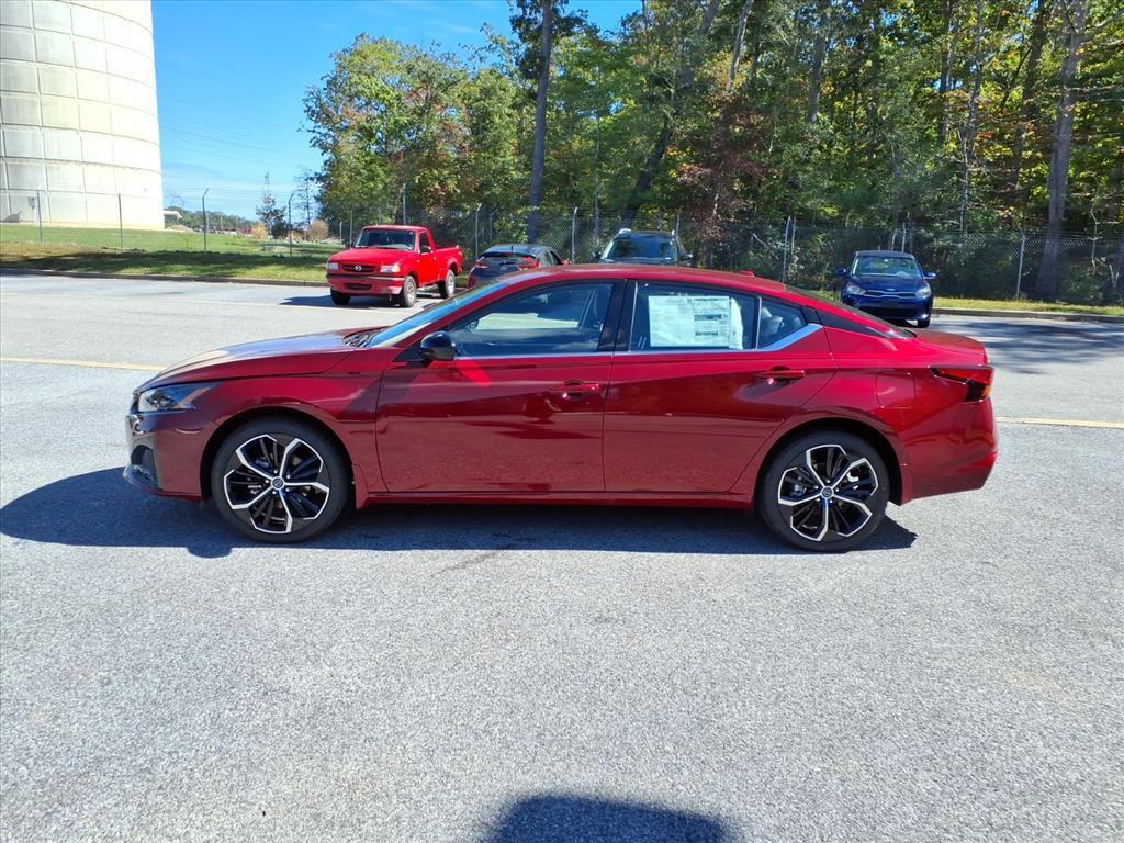 new 2025 Nissan Altima car, priced at $31,564