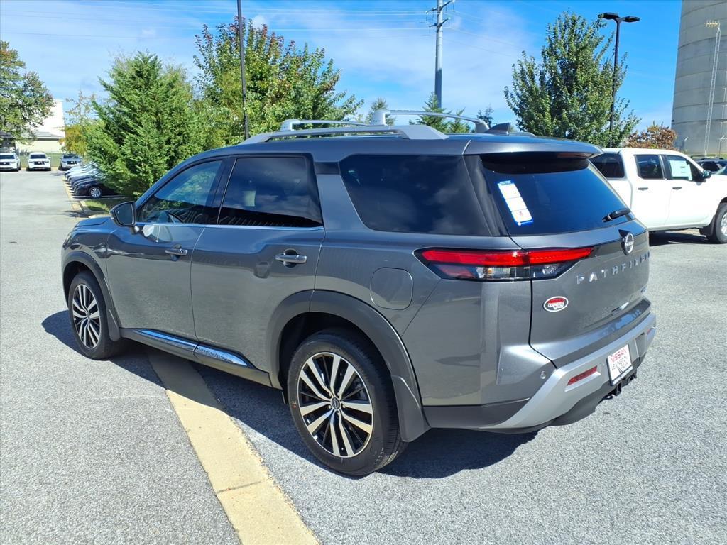 new 2025 Nissan Pathfinder car, priced at $44,867
