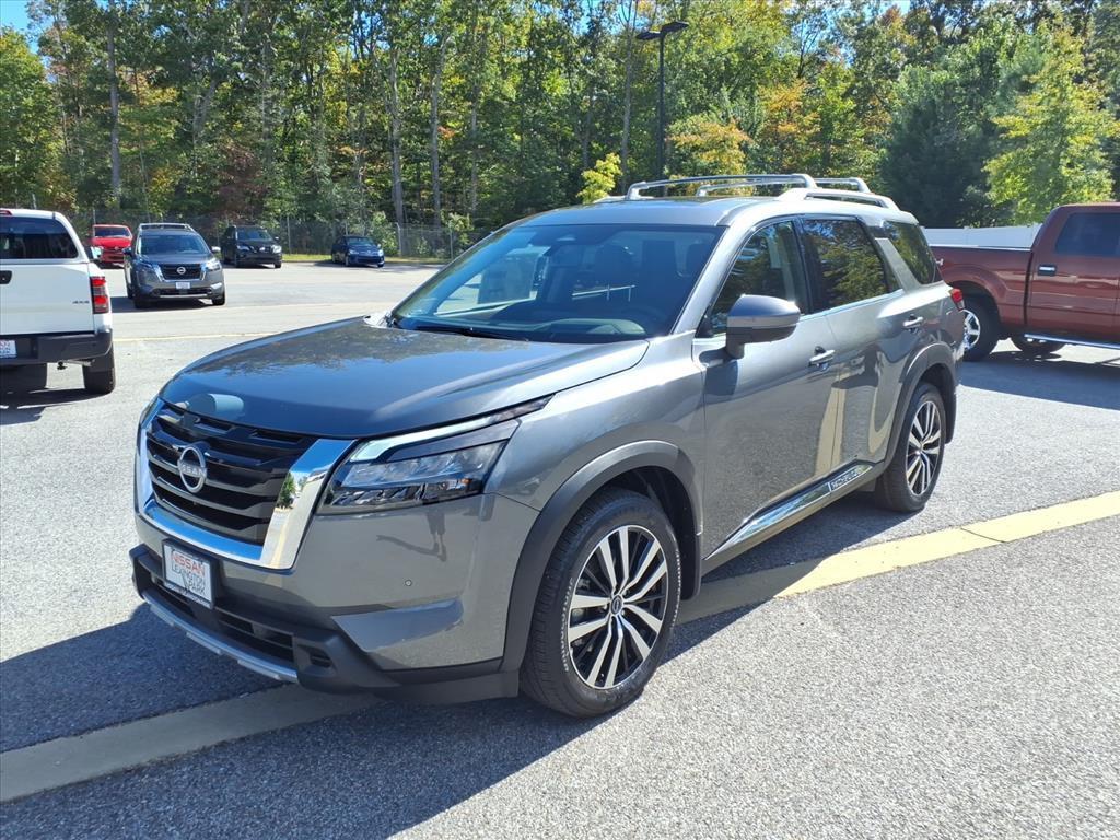 new 2025 Nissan Pathfinder car, priced at $44,867