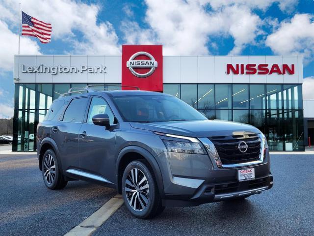 new 2025 Nissan Pathfinder car, priced at $47,225