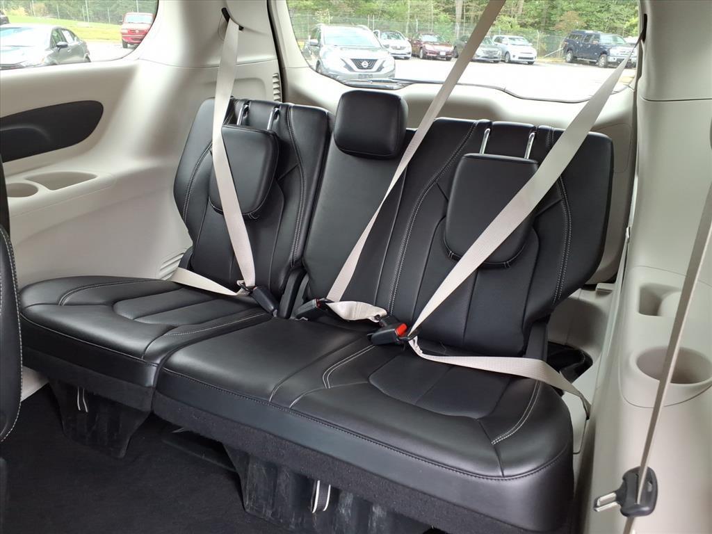 used 2024 Chrysler Pacifica car, priced at $32,778