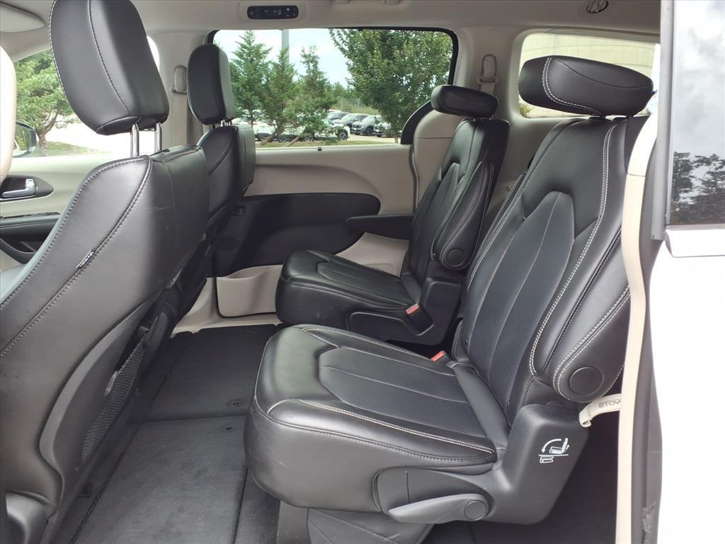 used 2024 Chrysler Pacifica car, priced at $32,778