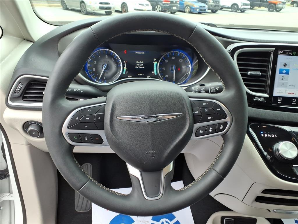 used 2024 Chrysler Pacifica car, priced at $32,778