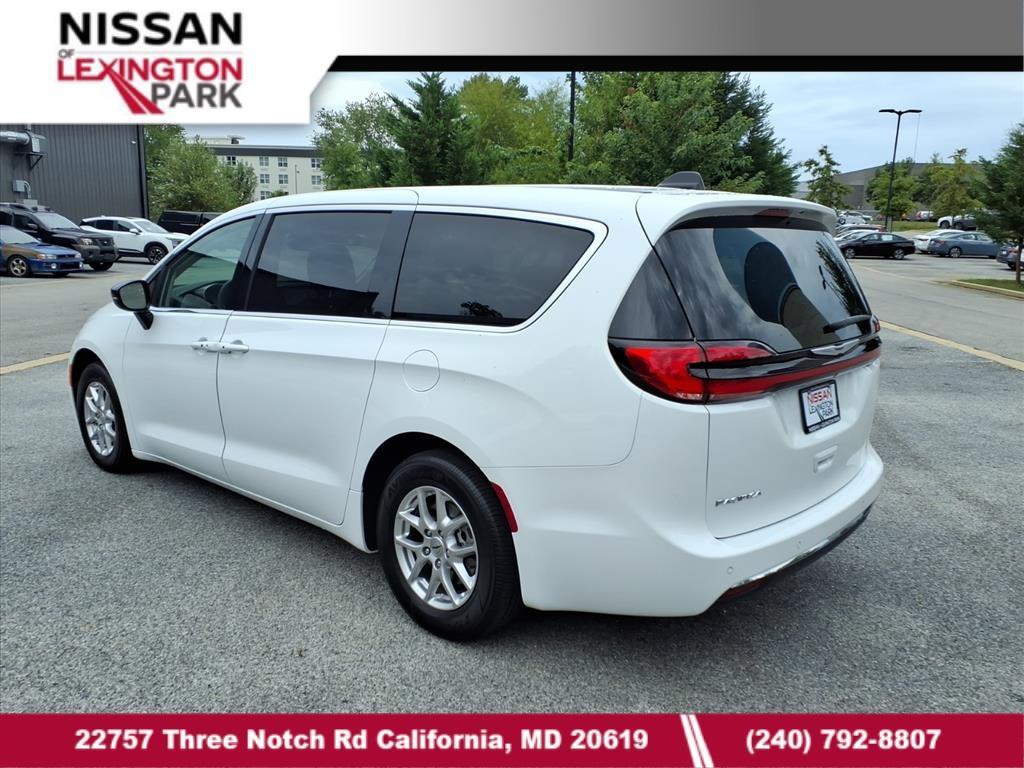 used 2024 Chrysler Pacifica car, priced at $32,778
