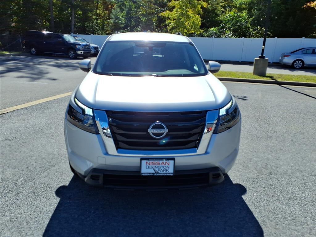 new 2025 Nissan Pathfinder car, priced at $43,555