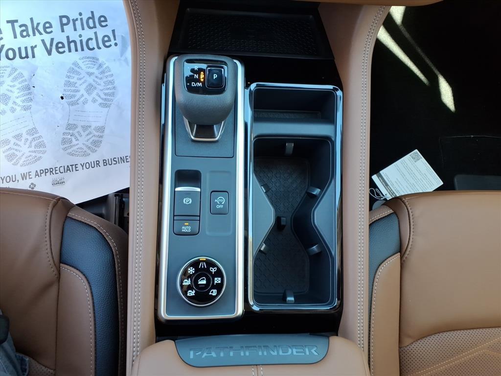 new 2025 Nissan Pathfinder car, priced at $45,332