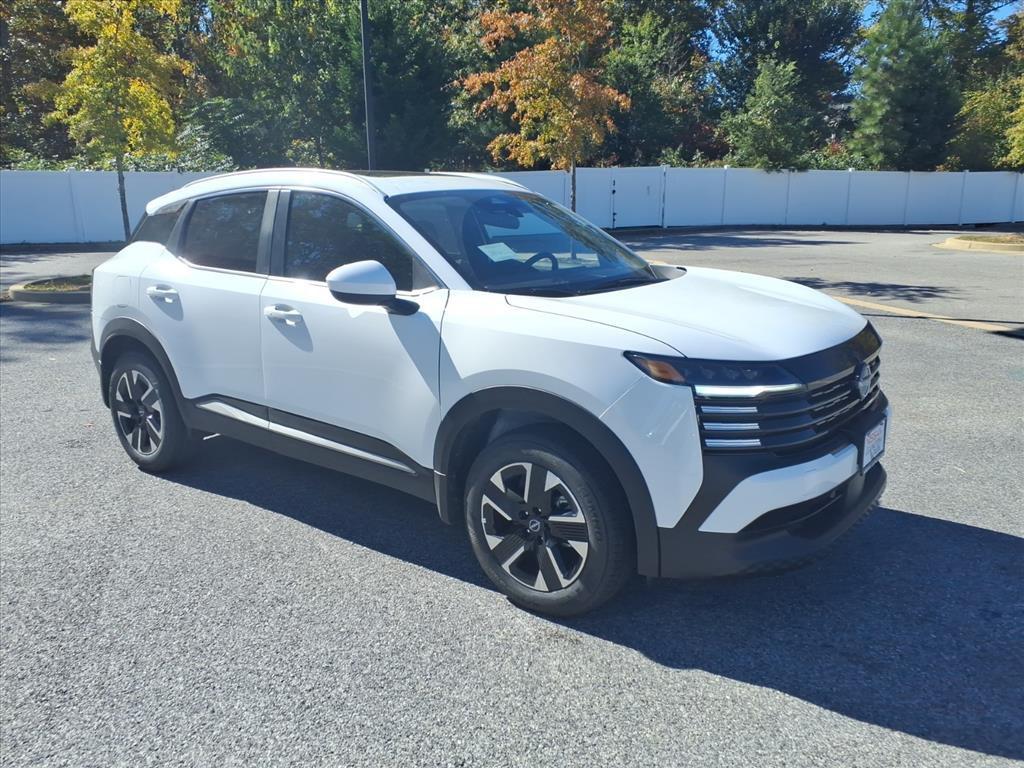 new 2025 Nissan Kicks car, priced at $25,650