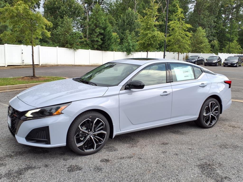 new 2025 Nissan Altima car, priced at $32,689