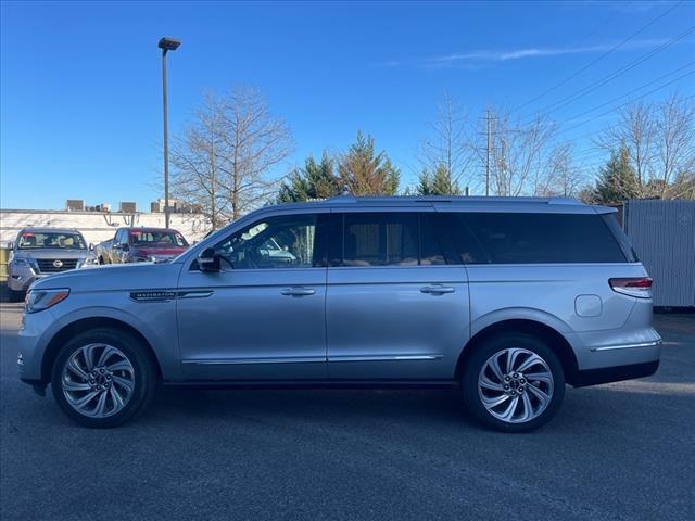 used 2022 Lincoln Navigator car, priced at $46,075