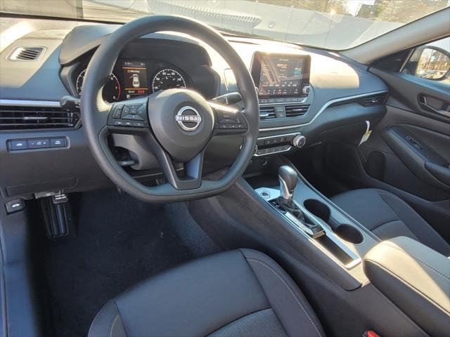 new 2025 Nissan Altima car, priced at $25,415