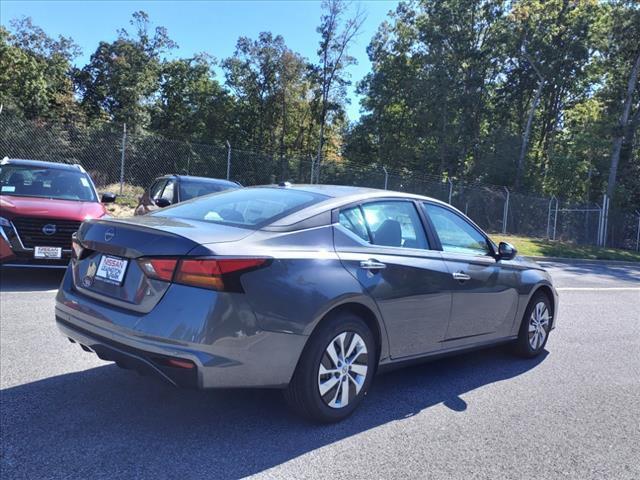 new 2025 Nissan Altima car, priced at $25,678