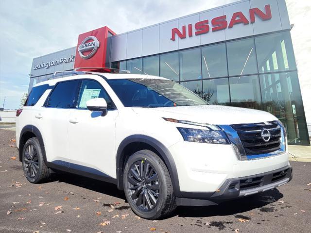 new 2025 Nissan Pathfinder car, priced at $44,616