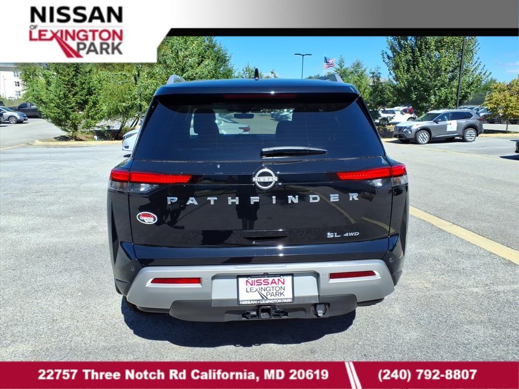 new 2025 Nissan Pathfinder car, priced at $40,553