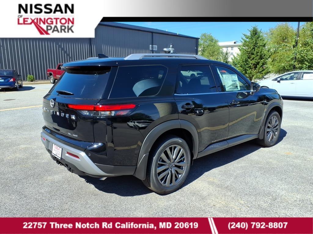 new 2025 Nissan Pathfinder car, priced at $40,553