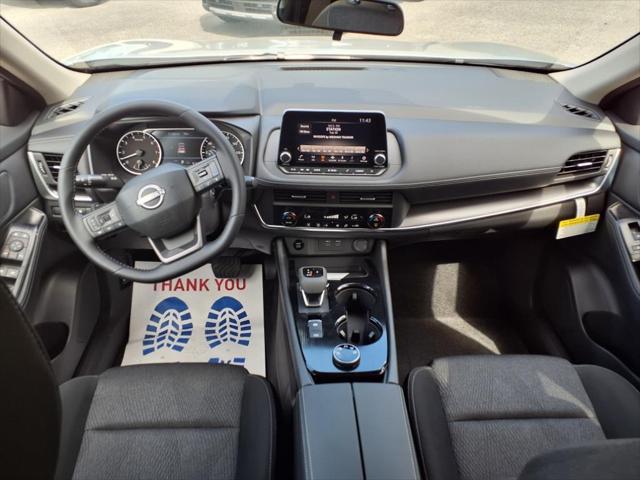new 2025 Nissan Rogue car, priced at $30,677