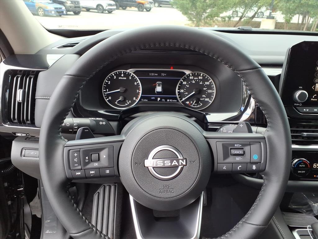 new 2025 Nissan Pathfinder car, priced at $35,572