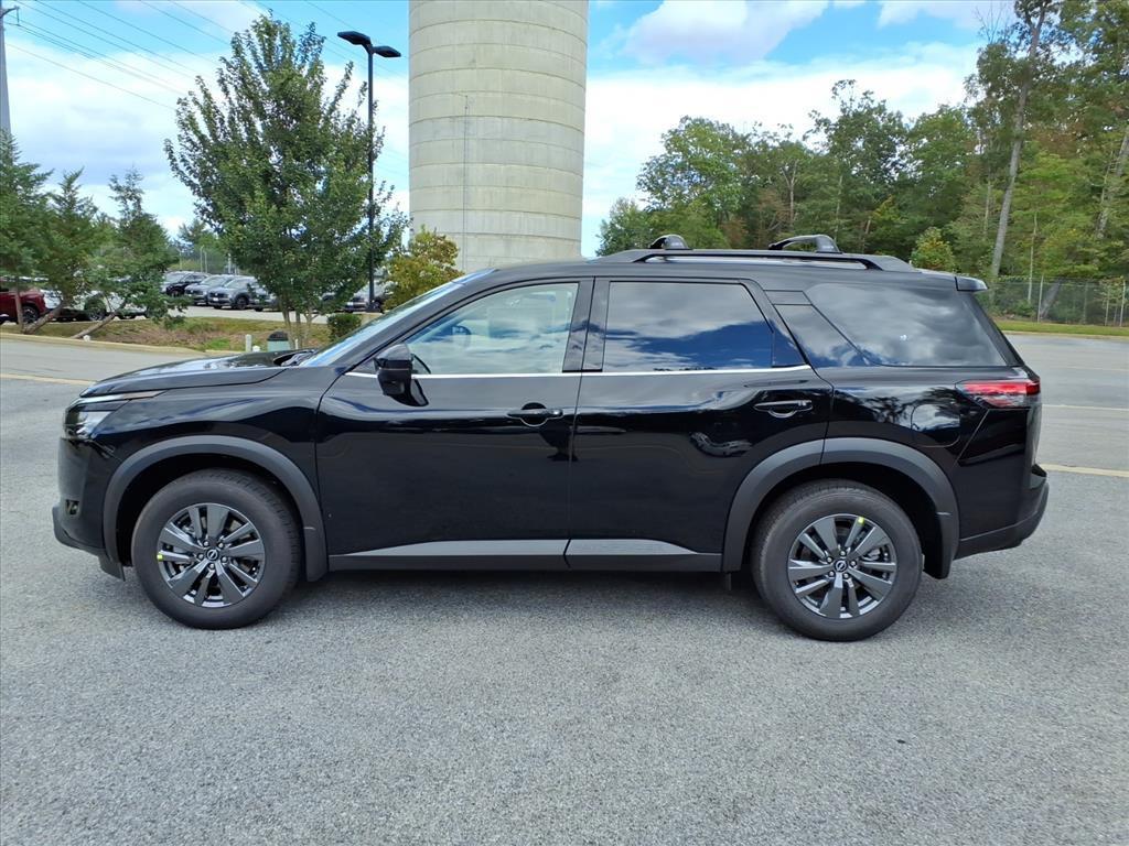 new 2025 Nissan Pathfinder car, priced at $35,572