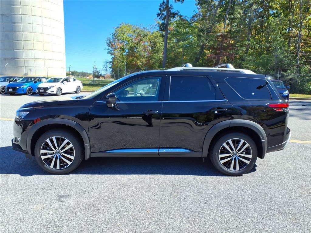 new 2025 Nissan Pathfinder car, priced at $44,622