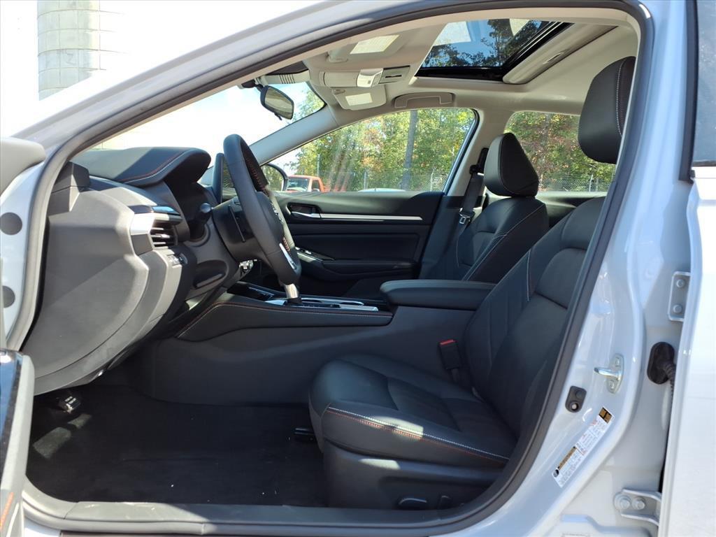new 2025 Nissan Altima car, priced at $31,776