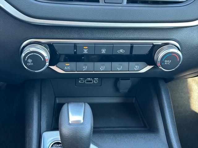 new 2025 Nissan Altima car, priced at $25,495